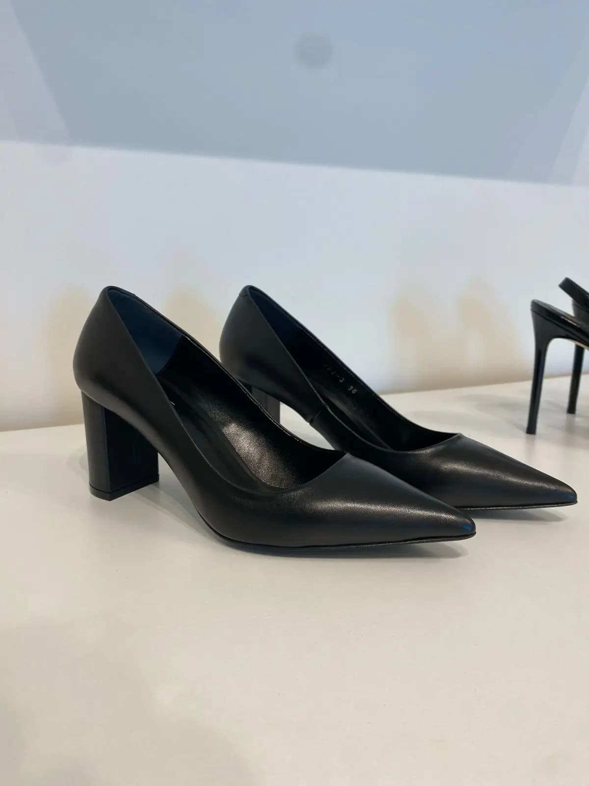 Comfort Black